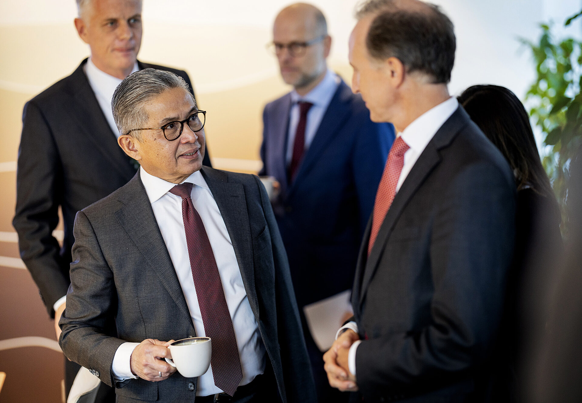 Invest International en de republiek Indonesie tekenen samwenwerkingsovereenkomst (MoU)